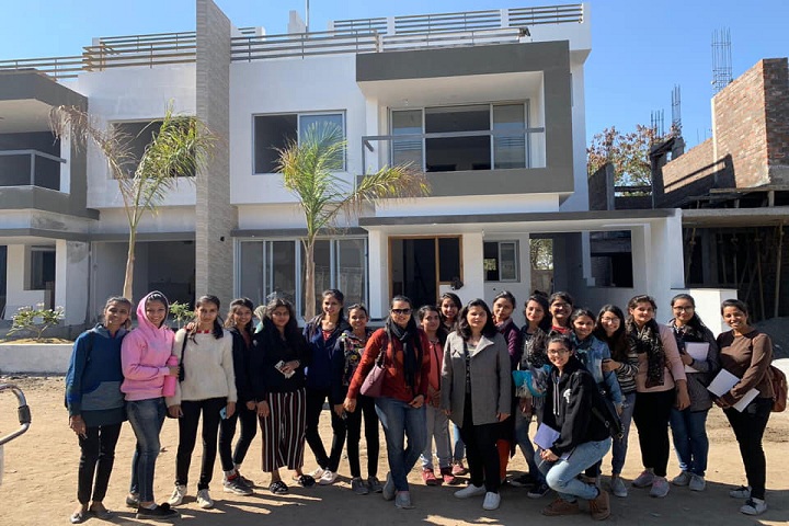 https://cache.careers360.mobi/media/colleges/social-media/media-gallery/8395/2019/1/5/Campus View outer with students of SDPS Womens College Indore_Campus-View.jpg
